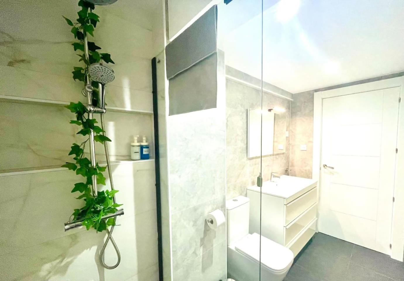 Moderno Apartamento Cerca Del Metro Bilbao Exterior foto